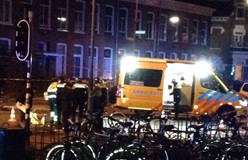 Fietsster uit Nijmegen zwaargewond bij aanrijding met taxi